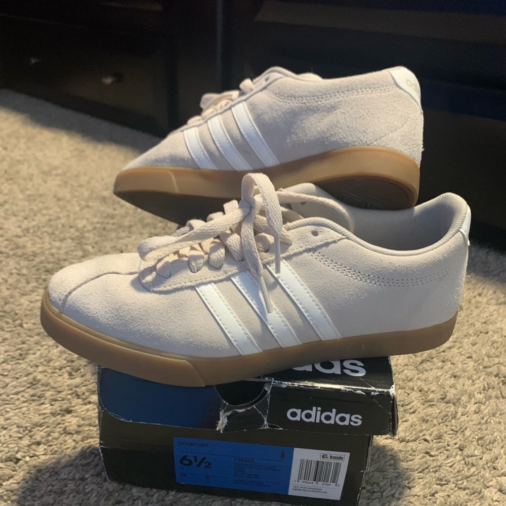 Adidas women’s shoes